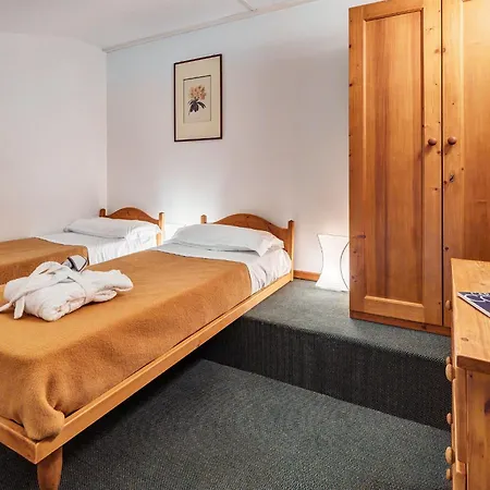 Cristallino D'ampezzo Otel 4*