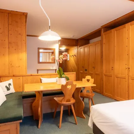 Cristallino D'ampezzo 4*